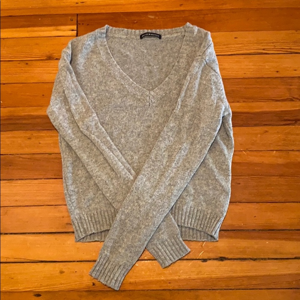 Grey sweater